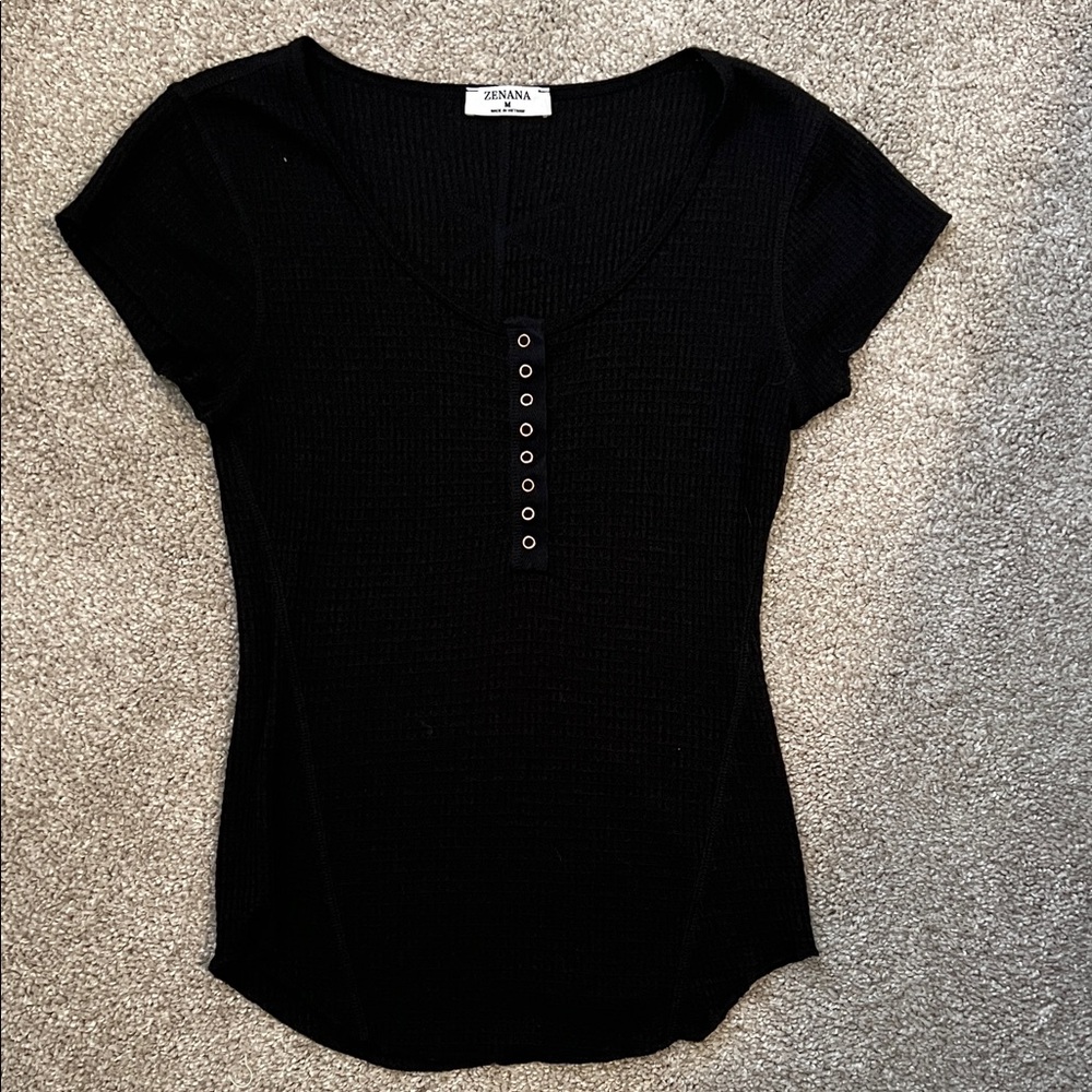 Zenana Outfitters Black Short Sleeve Scoop Henley Top